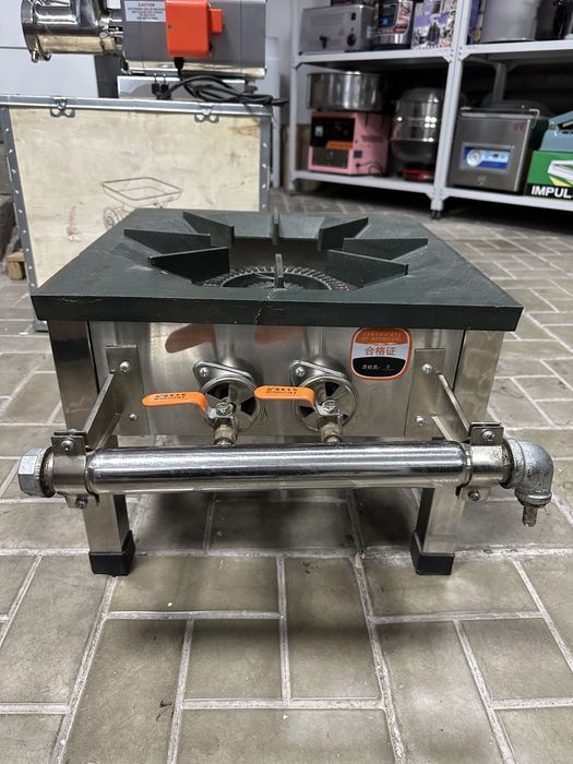 Плита газовая напольная