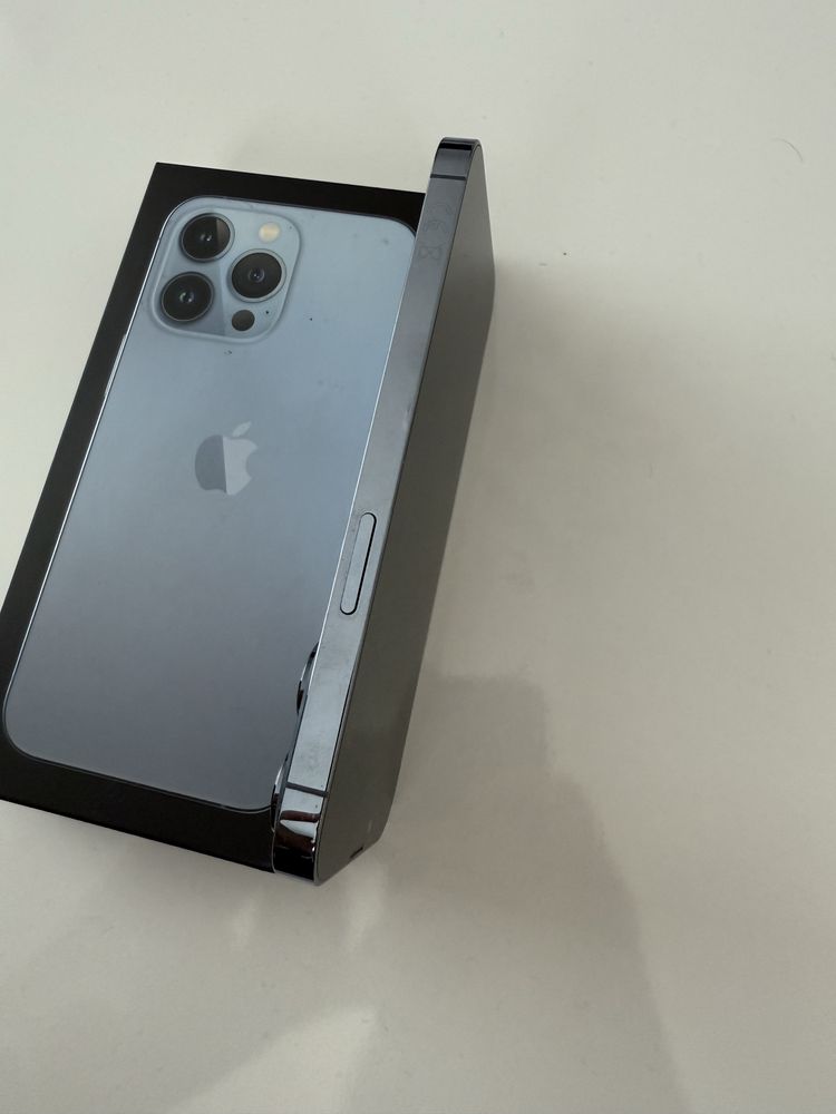 iPhone 13 pro sierra blue 128 gb