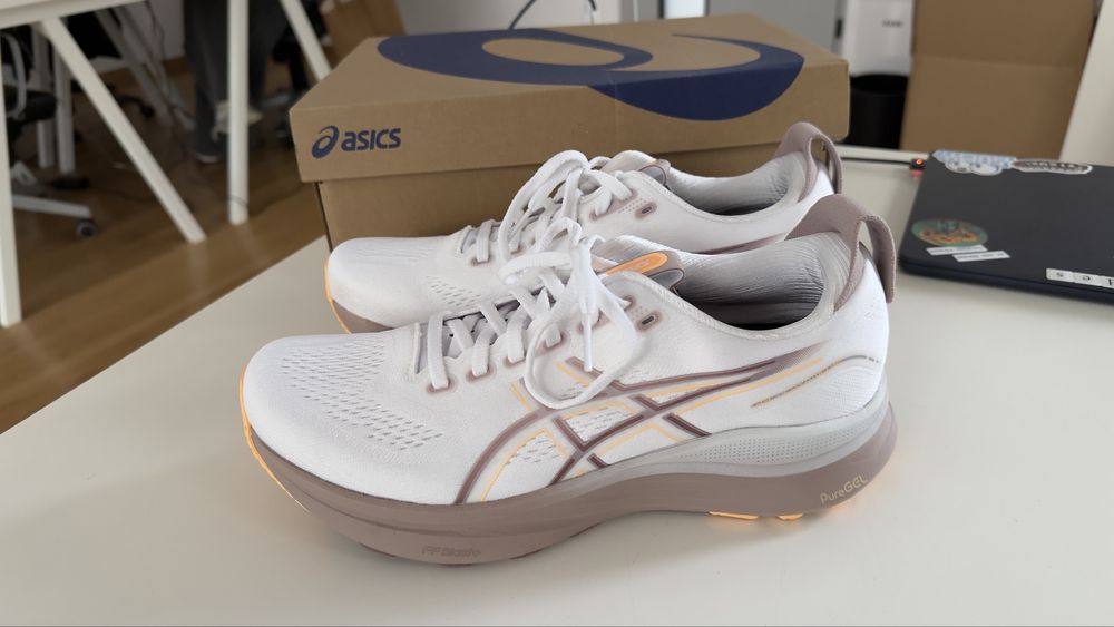 ASICS - Adidasi de alergat