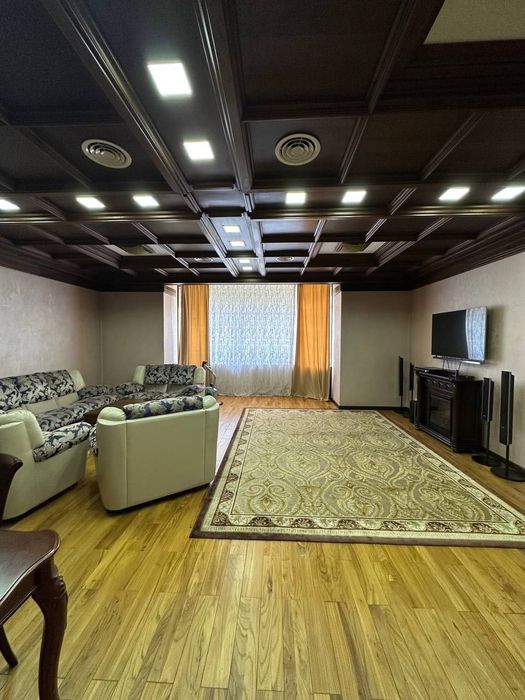 жк: Габус Ойбек аренда 4 комнт
улица: Тарас Шефченка