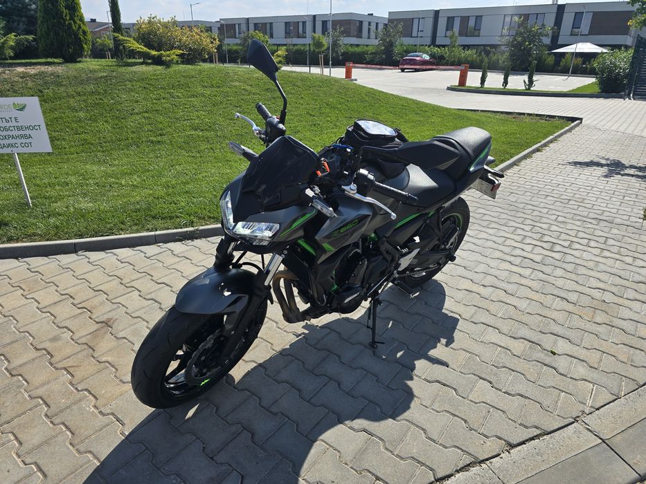 Kawasaki z650 нов купуван от Еди мото 6500км
