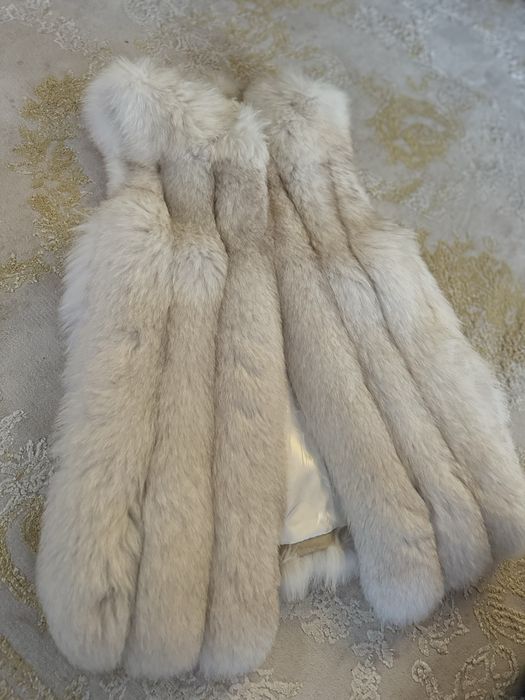 Vesta blana de vulpe