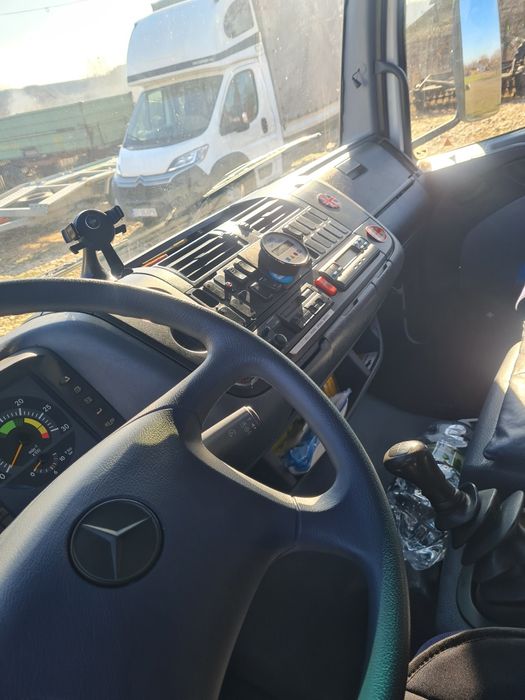 Mercedes Atego 818 / 7,5 Tone Platformă