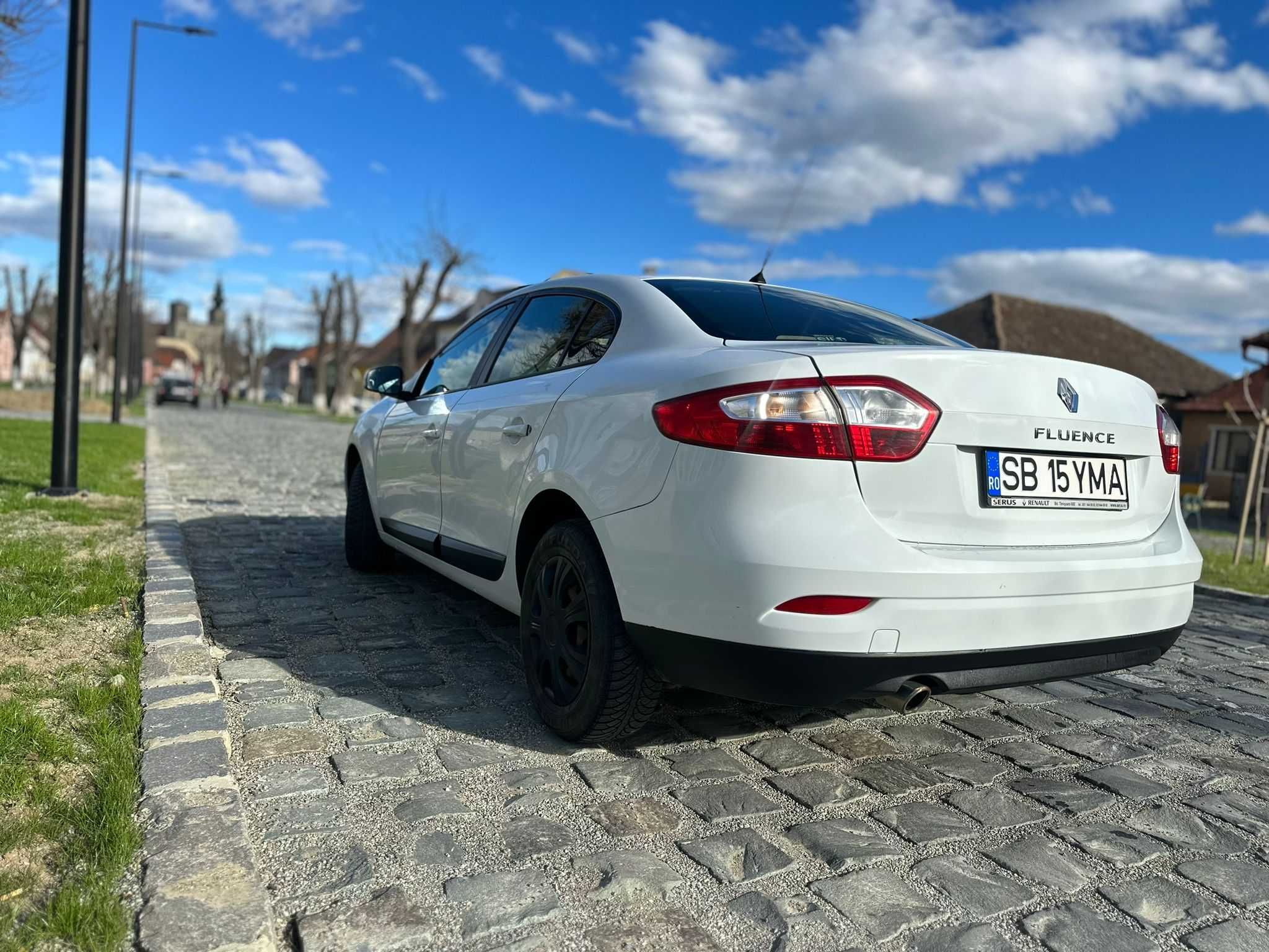 Renault fluence Masina