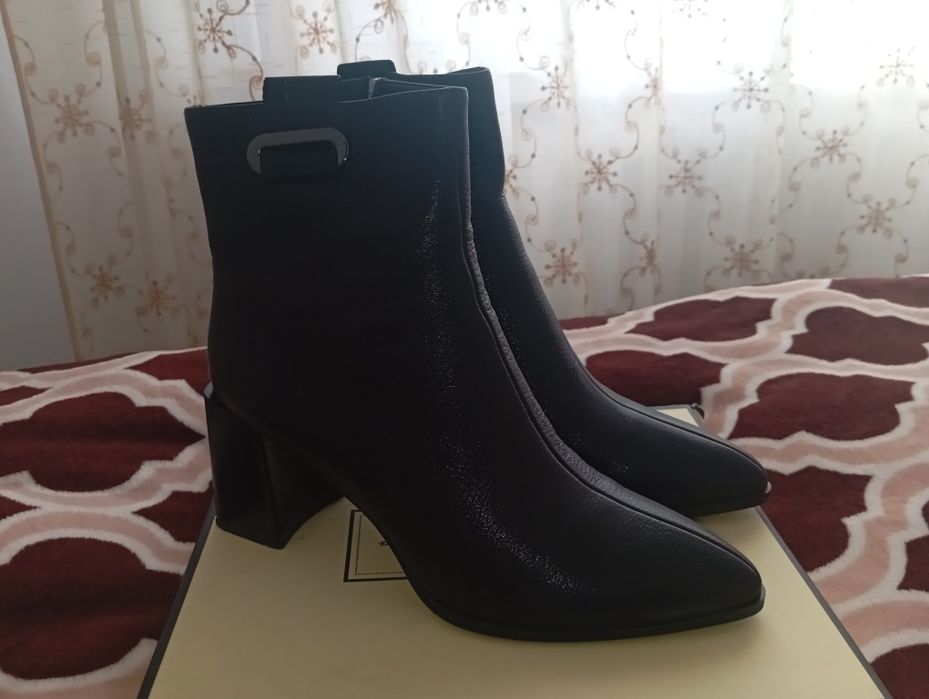 Продам кожаный осенний обувь