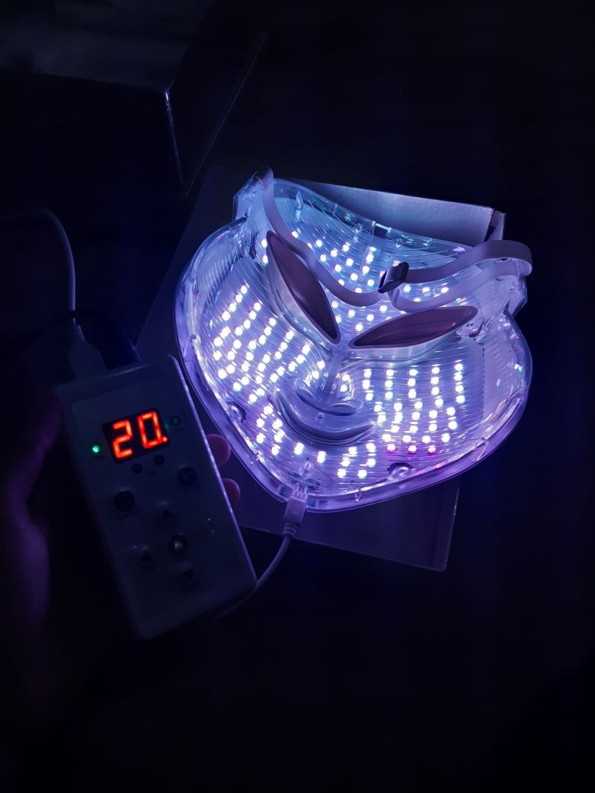 Продам LM012 Led маску