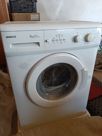 Продам стиральную машину автомат. В рабочем состояний