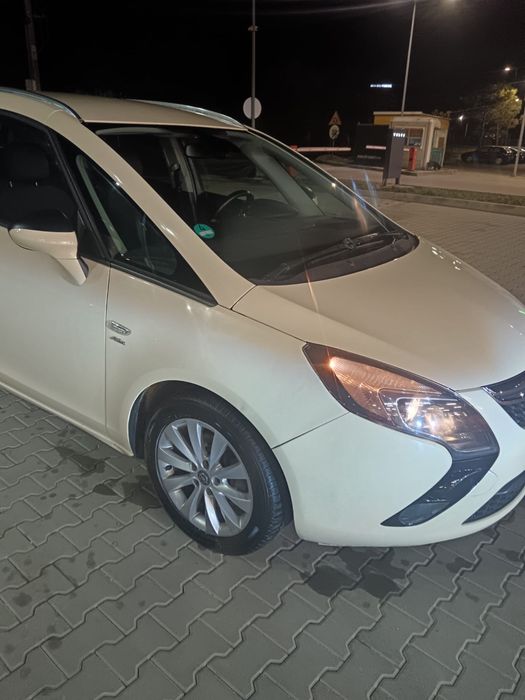 Vand Opel Zafira 2014 2.0 diesel