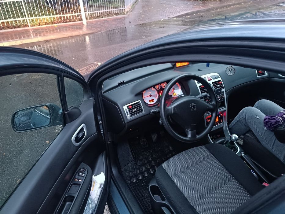 Vând Peugeot 307