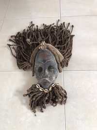 Стара африканска маска