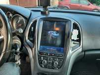 Opel Astra J   2011