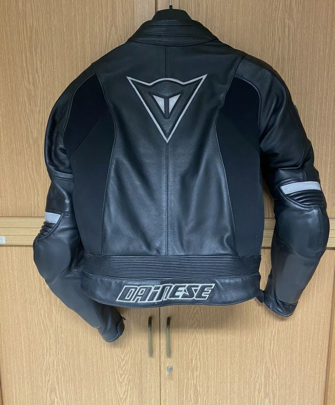 Яке Dainese Размер 98 (М)