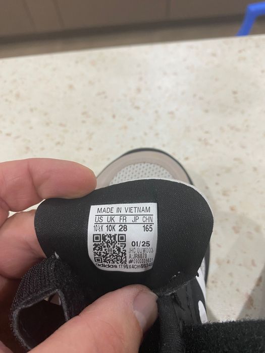 Маратонки Адидас #28