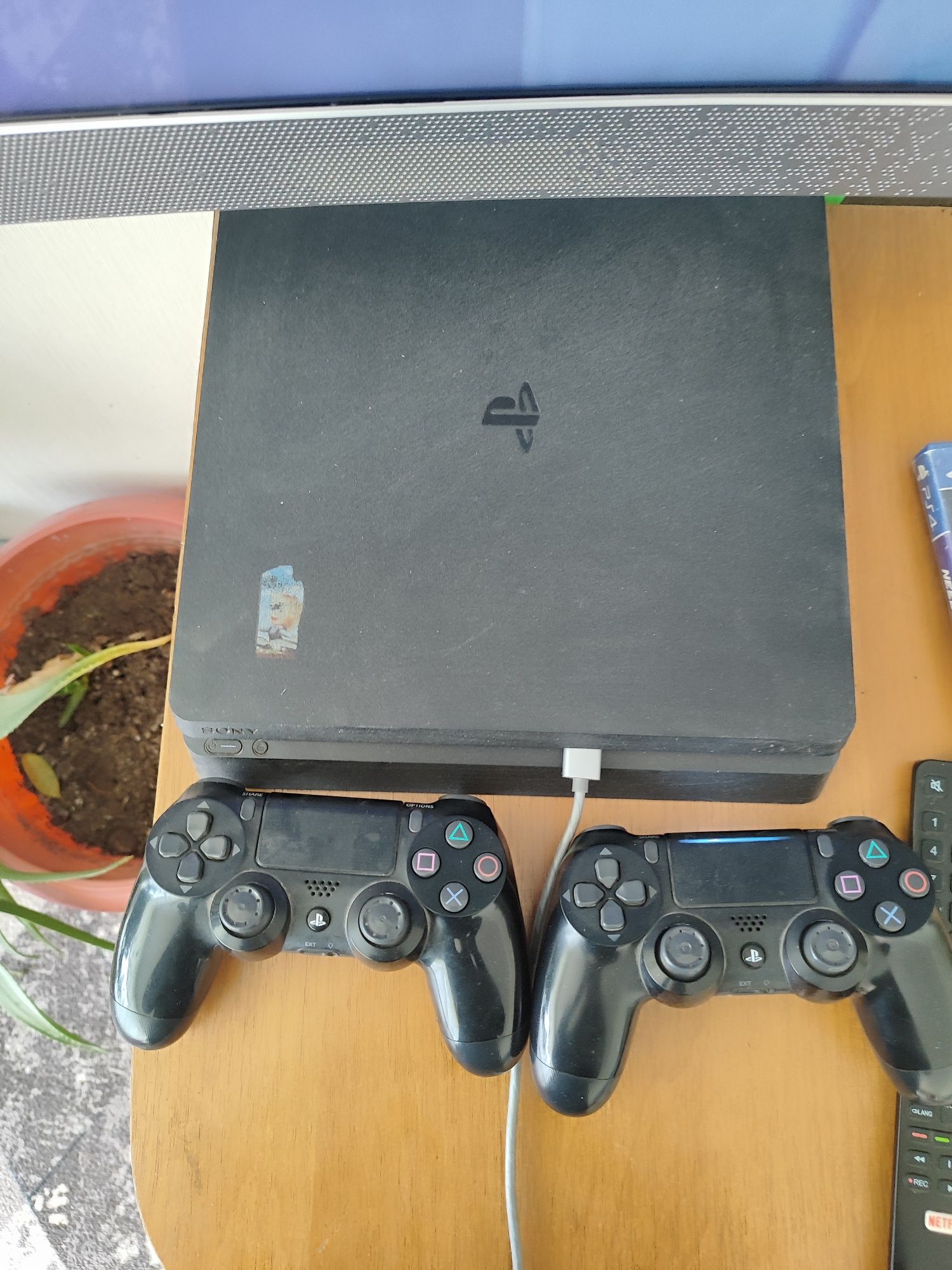 Пс 4 с джостикоми играми