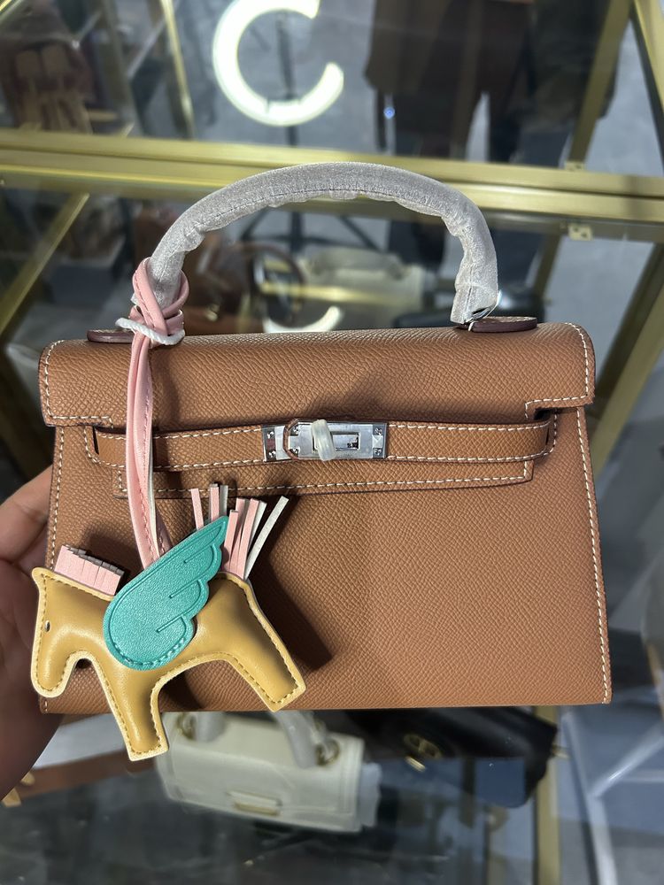 Hermes сумочка со скидкой