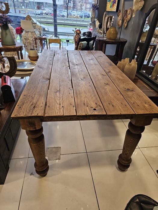 Рустик трапезна маса изработена от Дъб