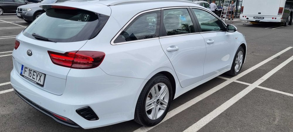 Urgent Kia Ceed 1.6 crdi 136hp