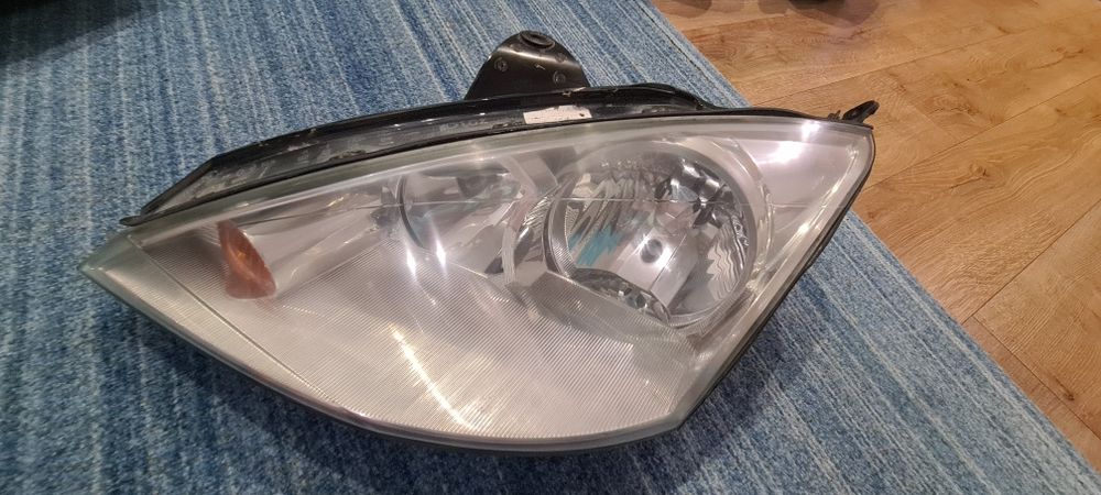 Фарове за Ford Mondeo 3 и Ford Fokus 1