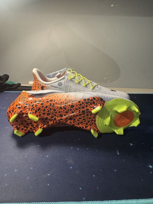 Vand ghete de fotbal