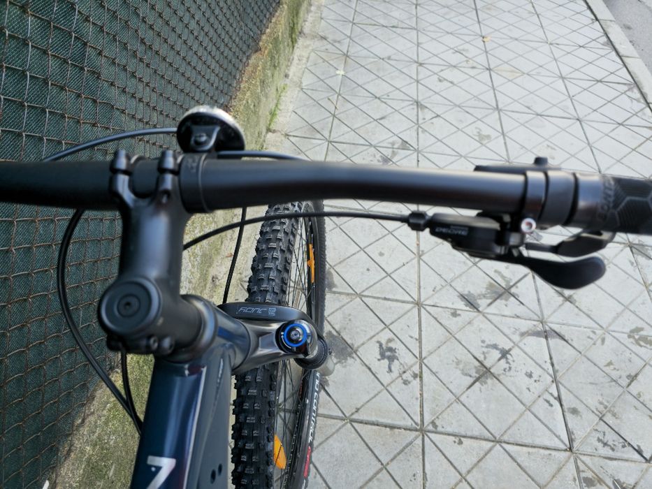 Trek Marlin 7 29 цола L Rockshox judy 1x10 Deore Shimano