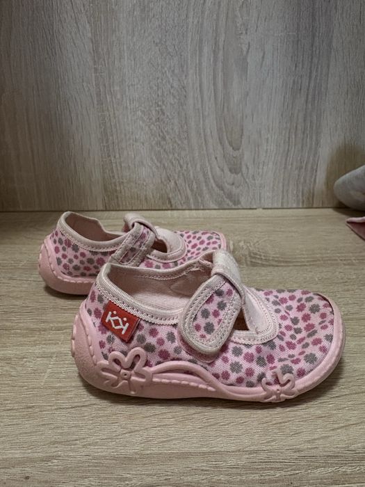 Пантофи Колев и Колев