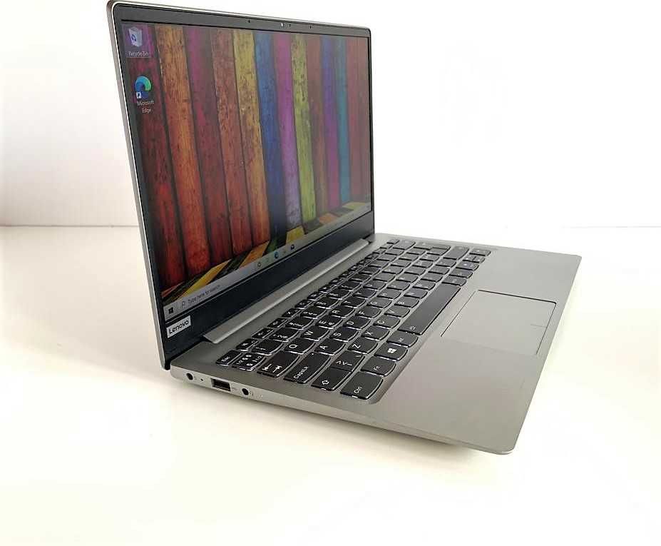 Laptop LENOVO 13.3" FHD i5-8250U 256 nVme 8GB DDr4 OFERTA!