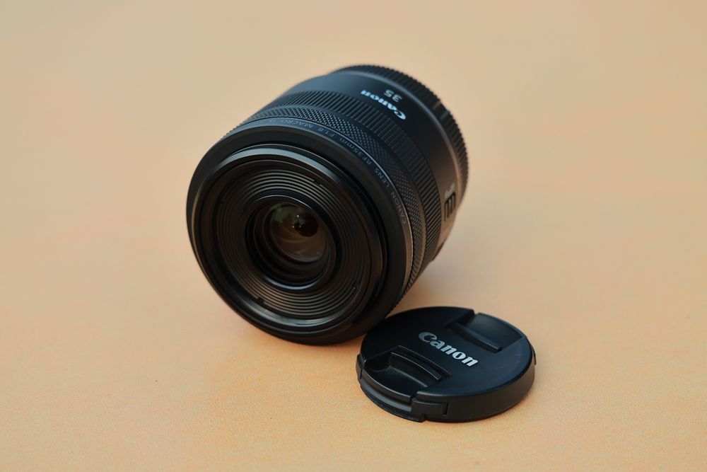 Canon RF 35mm f1.8 IS STM