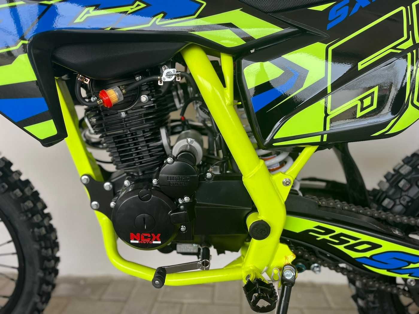 Motocicleta Cross NCX NX 250 21/18" 250cc 4T benzina verde/albastru