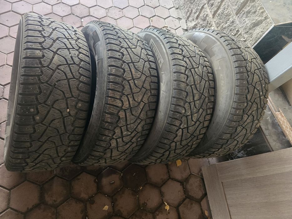 Зимнее шины Тойота Prado