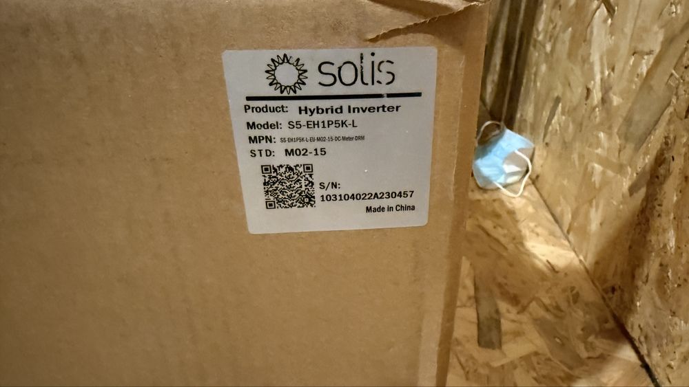 Invertor hibrid Solis S5-EH1P5K-L 5 kW monofazat NOU meter wifi