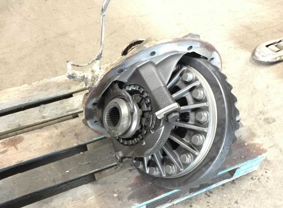 Diferential MAN HYD-1370/HY-1350 Z=37:9 I=4,11 / piese motor MAN/piese