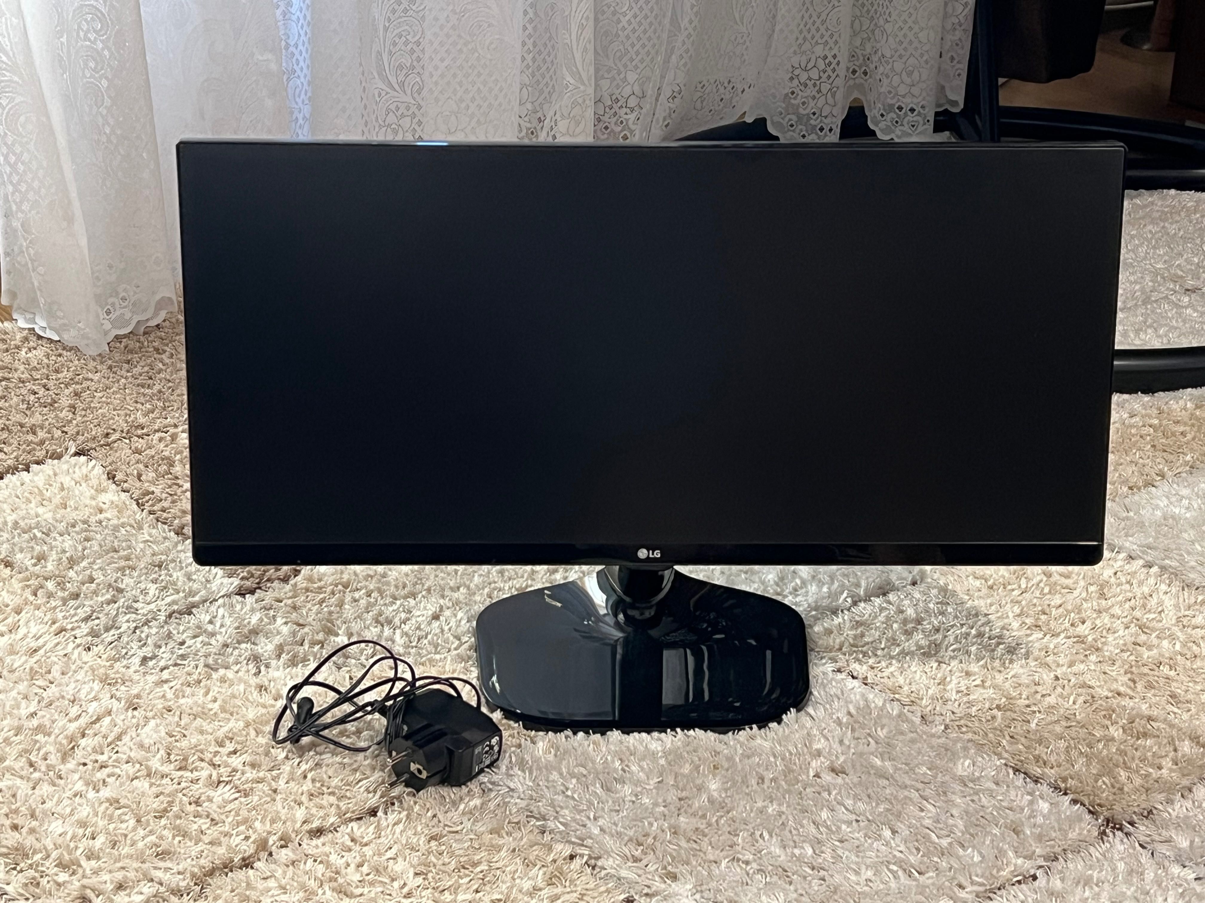 Monitor LG Ultrawide