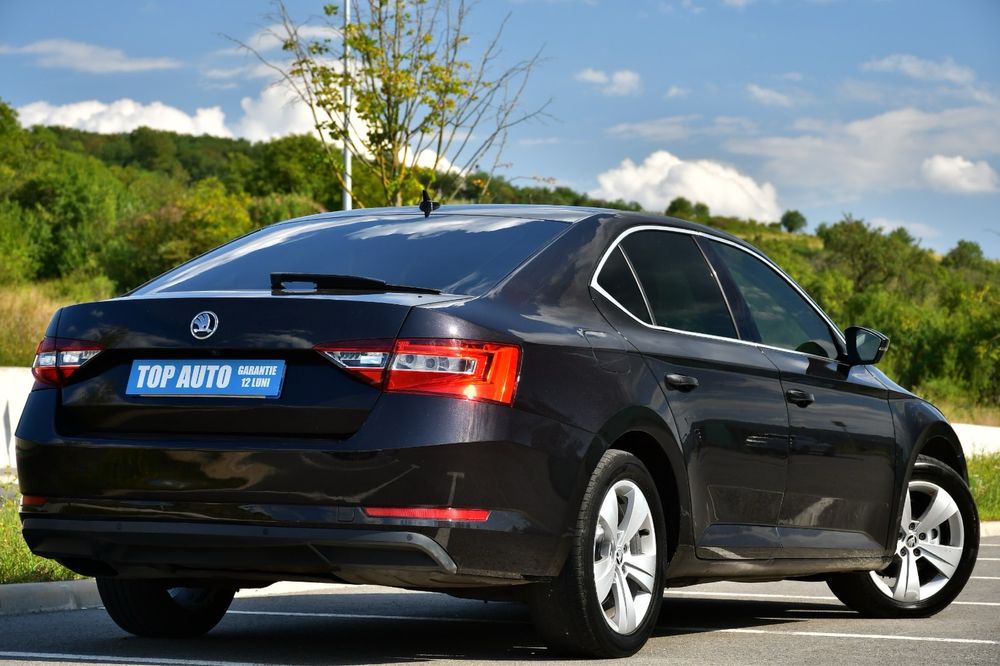 Skoda Superb 2.0tdi/Automat/Xenon/led