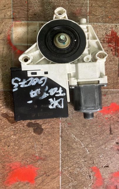 Motoras macara geam fata dreapta Volkswagen VW Golf 5 [2003 - 2009] H