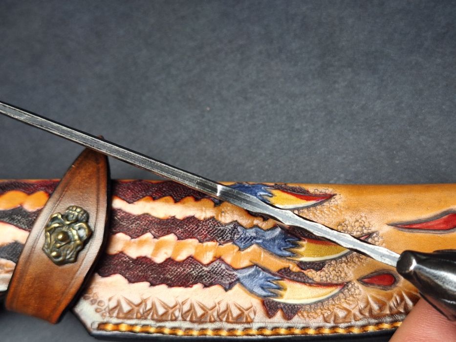 Ловен нож от дамаска стомана Monster Wolverine