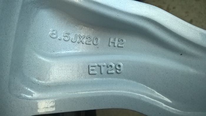 O janta 20 toli originala mercedes gle cod A2924010900