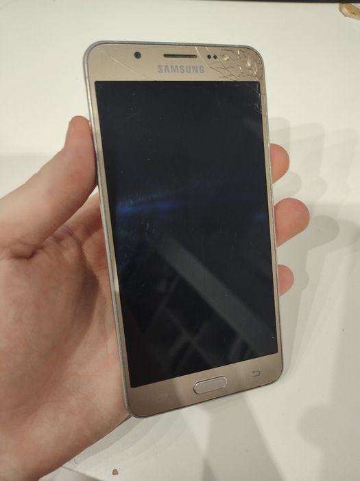Samsung Galaxy J5 2016