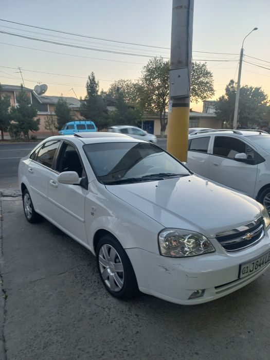 Lesetti 1.8 sotiladi