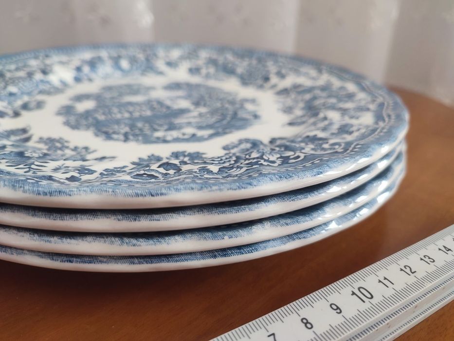 Английски порцеланови чинии Myott Meakin комплект 4 чинии