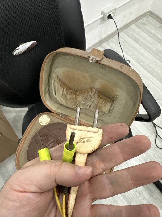 Gramofon Patefon Riz EG-4 pentru anticariat