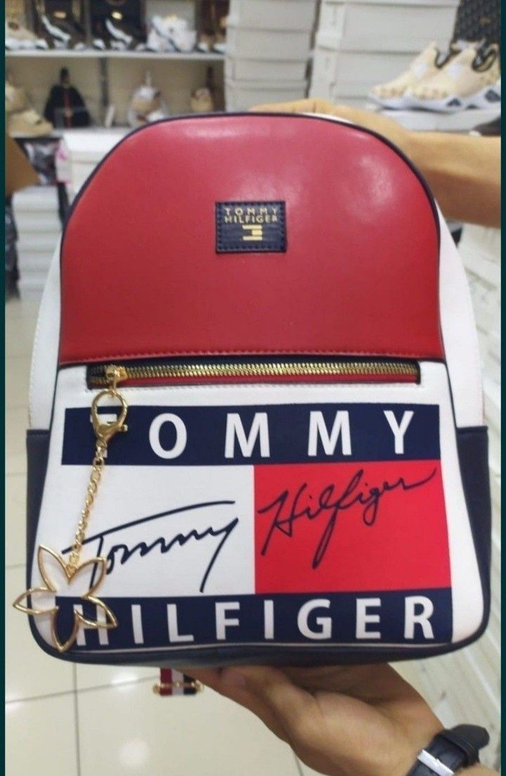 Set Tommy Hilfiger/rucsac+portofel, etichetă, saculet