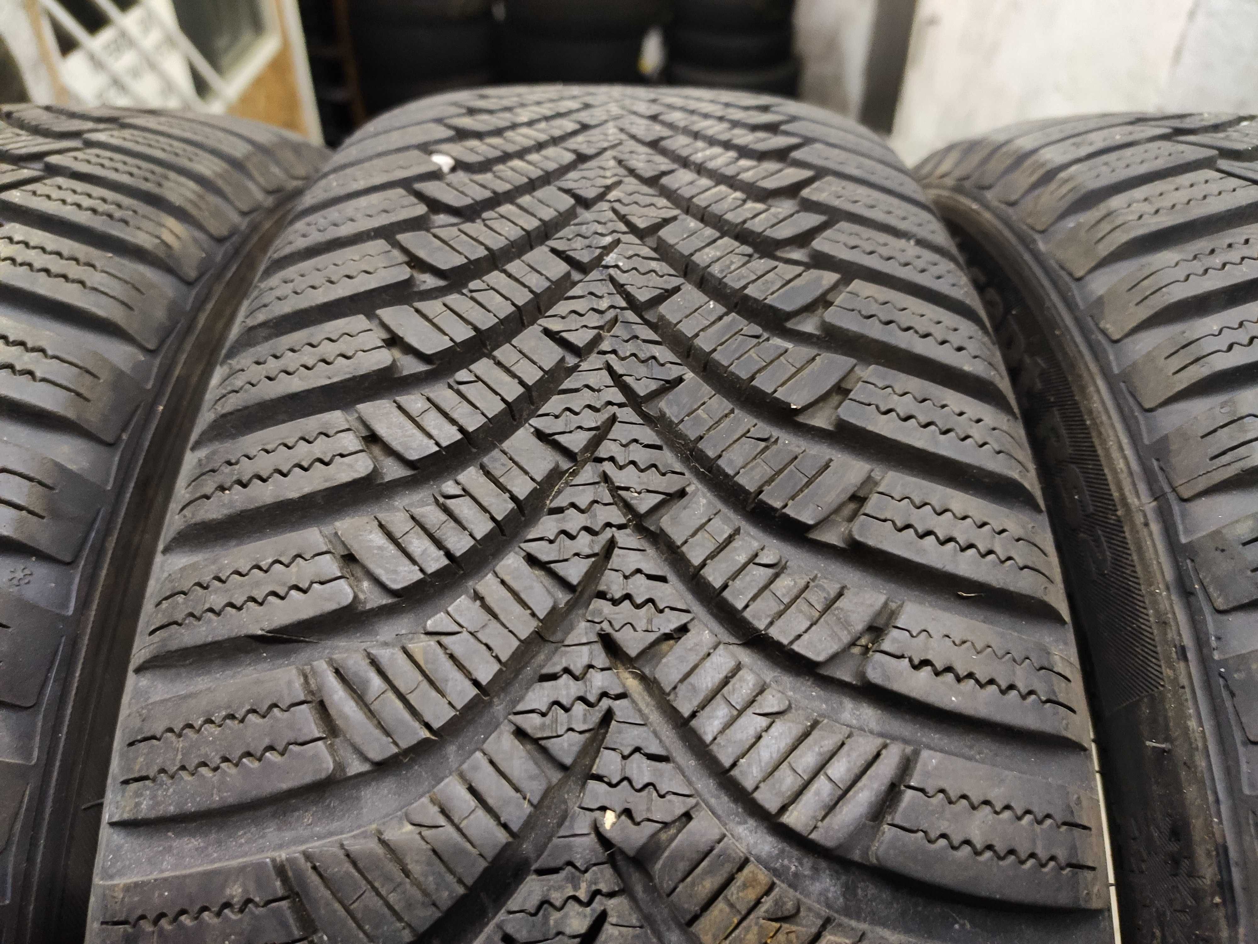 4бр Зимни Гуми 185 55 15 - Hankook -