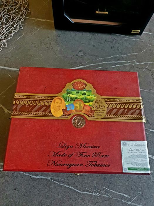 Кутия пури Oliva Master Blends