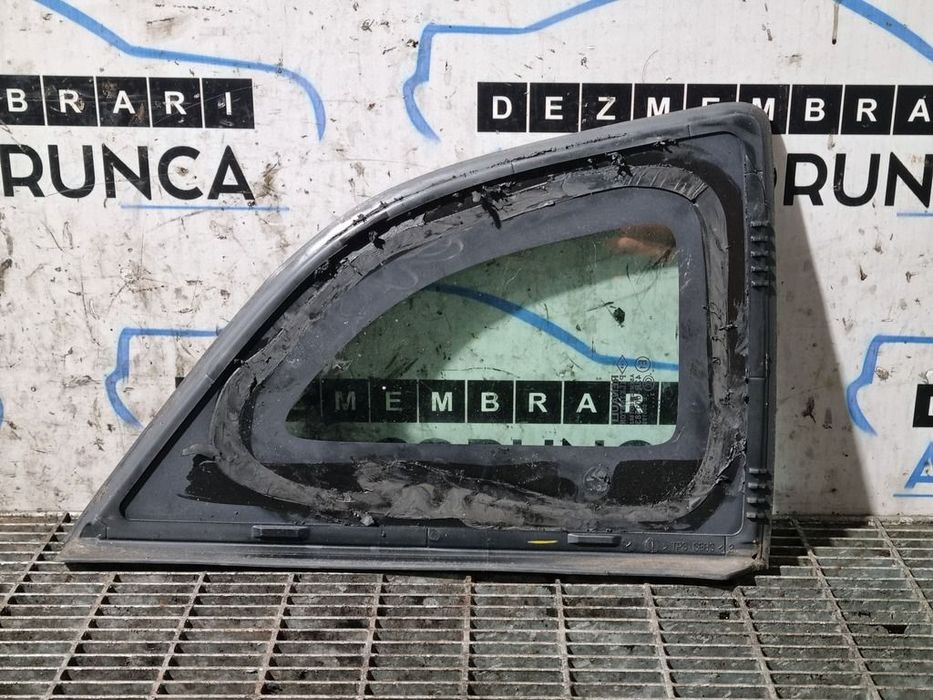 Geam fix caroserie dreapta Renault Captur 2013 - 2017 SUV 4 Usi (1348)