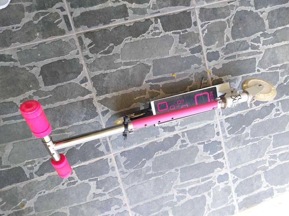 Детска тротинетка сгъваема.