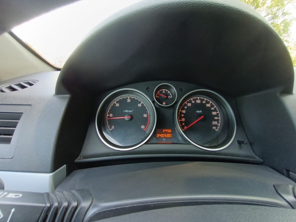 Opel astra h 1,9 tdi 2007