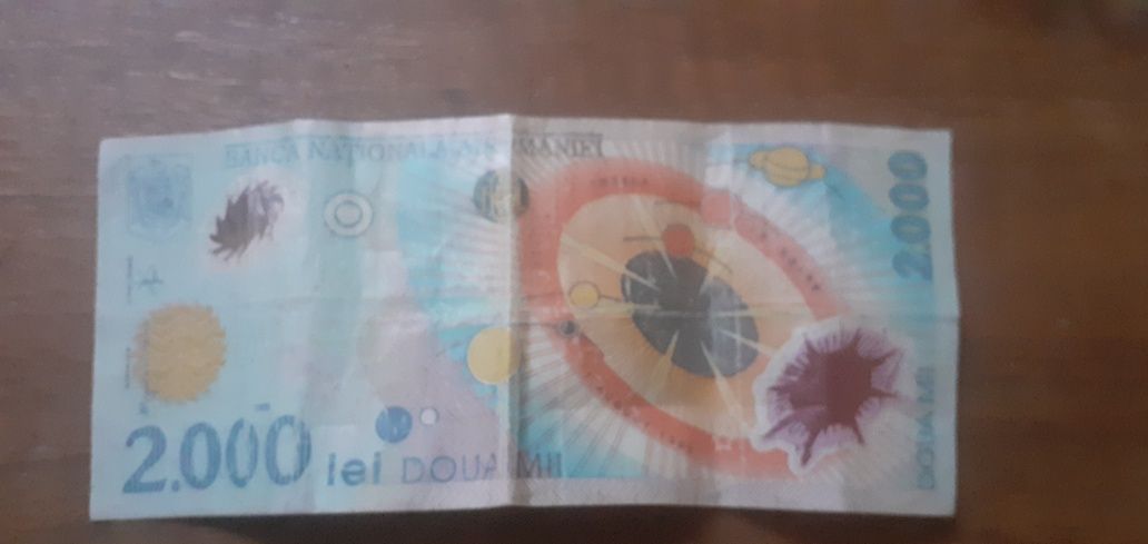 Vând banii vechi