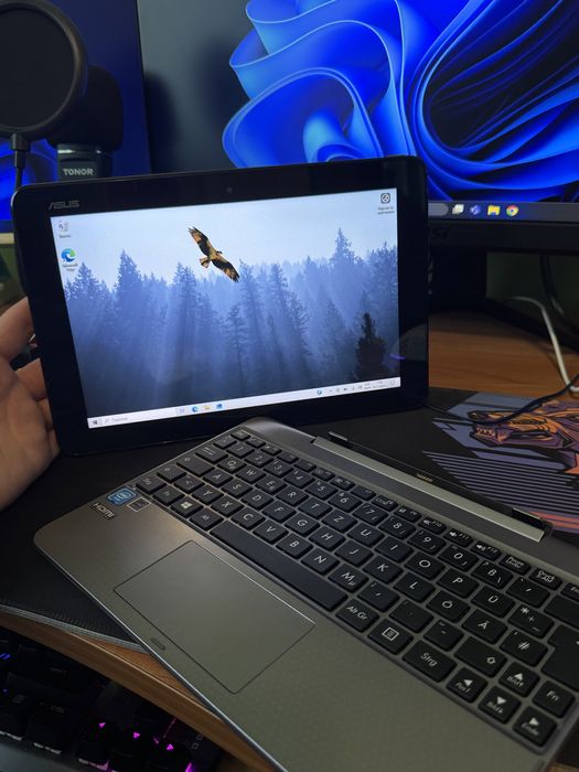 Asus Transformer Book T101HA 2в1 Лаптоп-Таблет