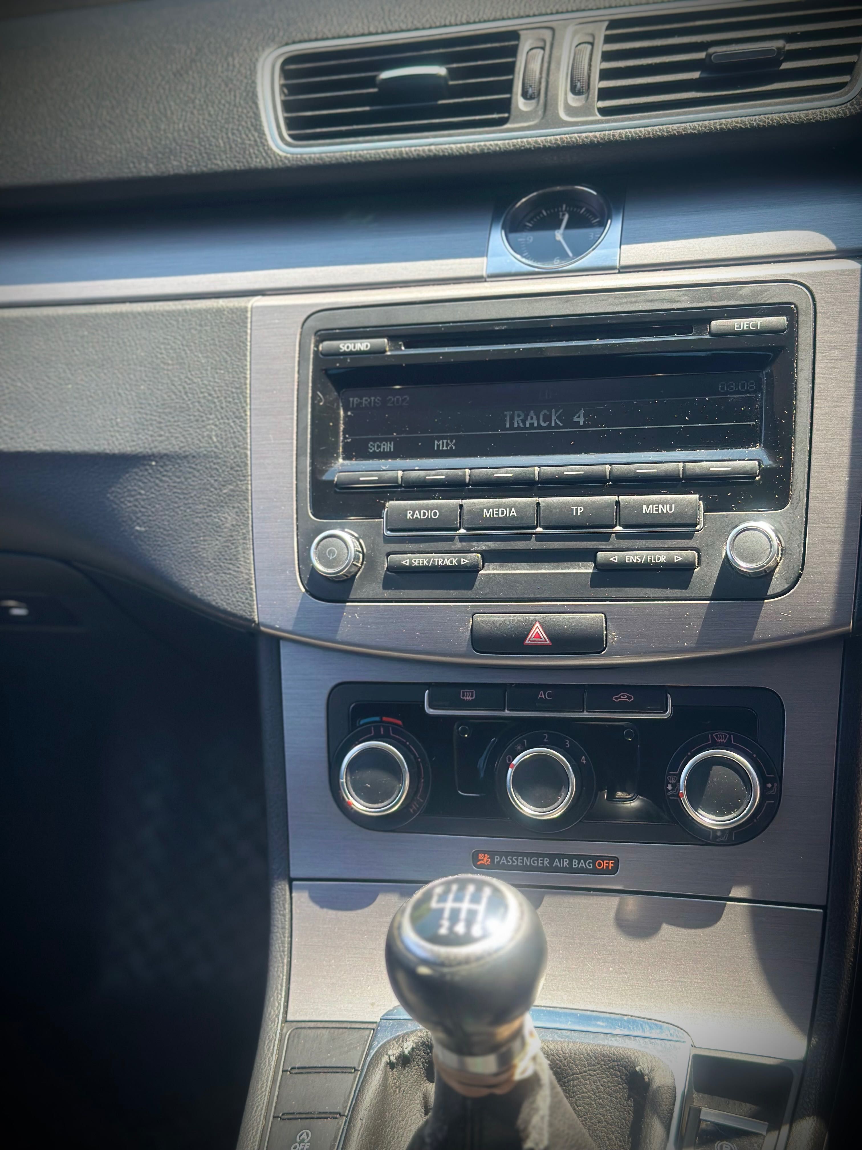 Volkswagen Passat 2011