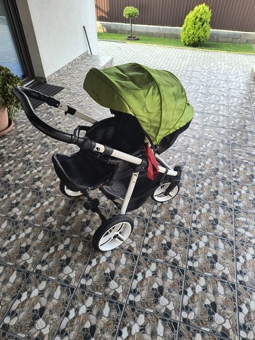 Vând cărucior 3 in 1